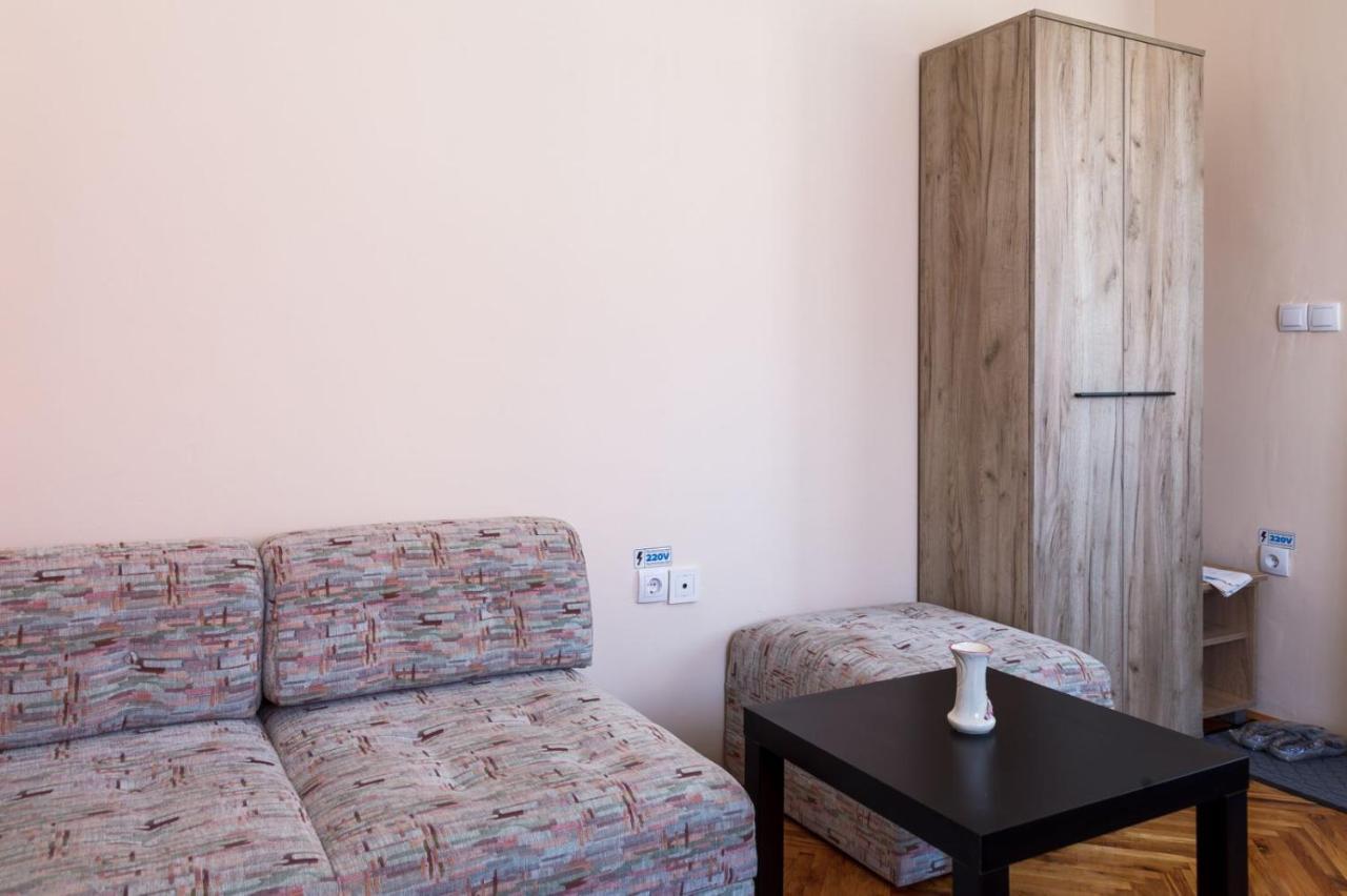 Studio 2 Golubac Luaran gambar