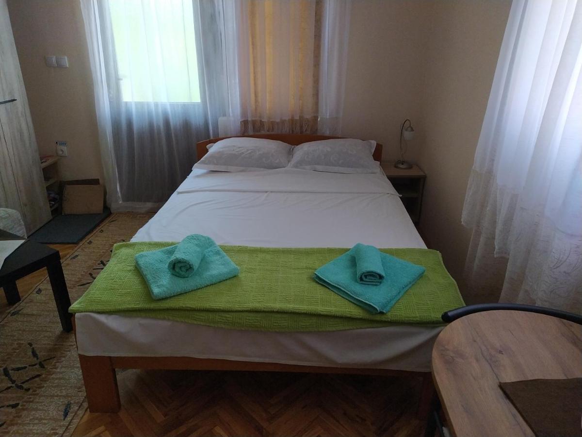 Studio 2 Golubac Luaran gambar